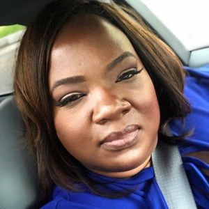 Meet your Posher, April